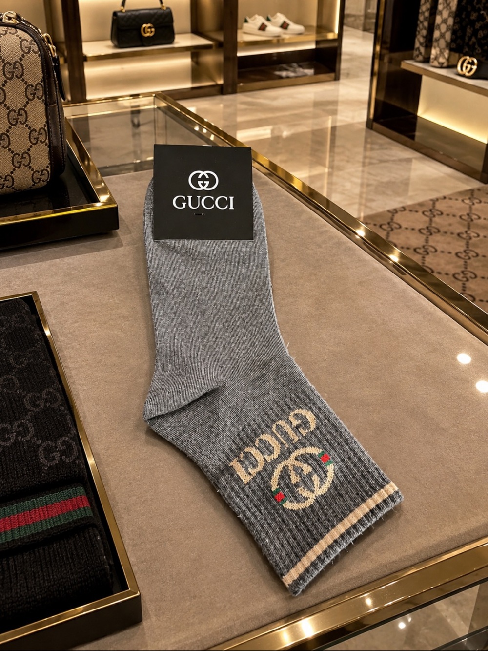 Gucci Grey Knit Logo Crew Socks with Beige and Red-Green Accents